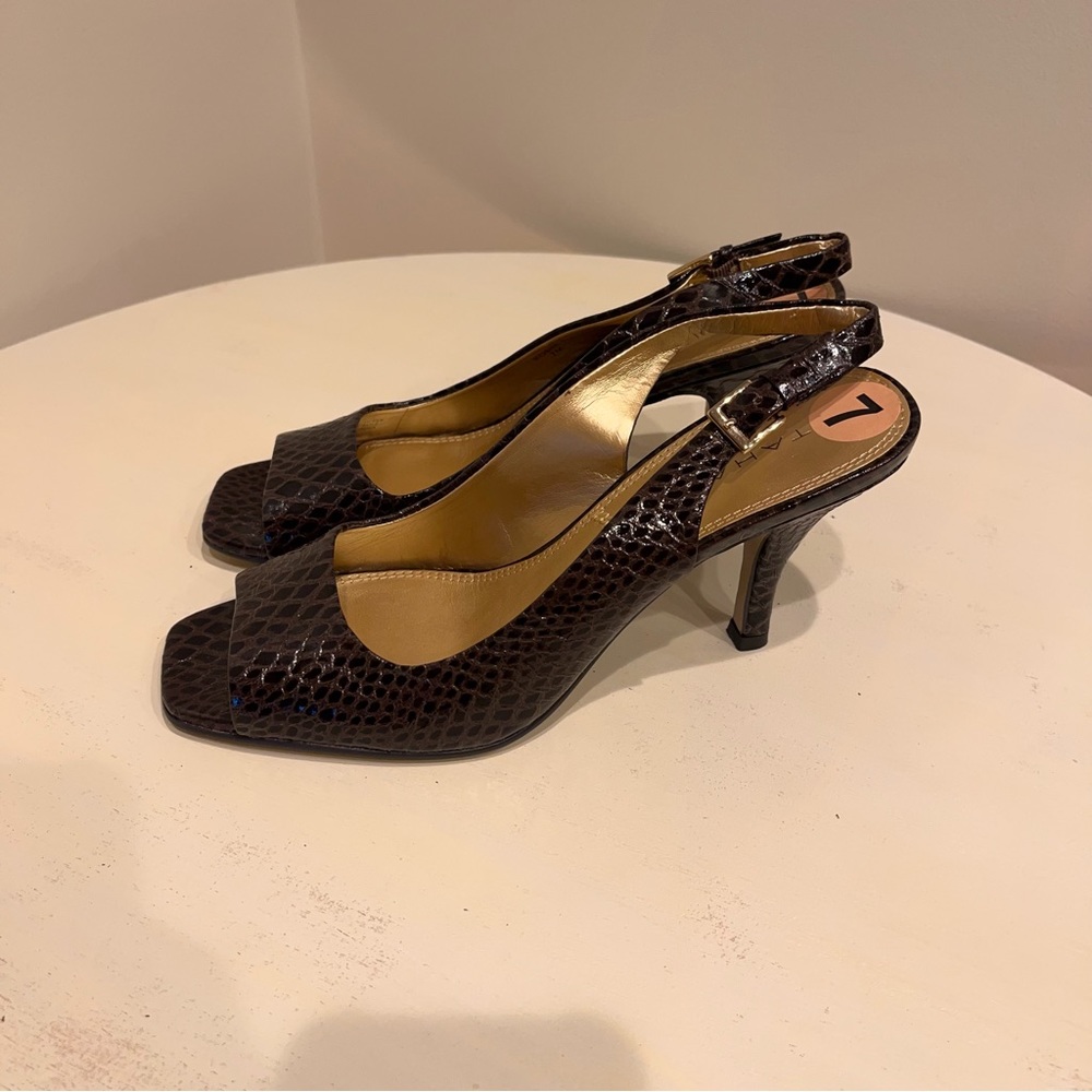 Tahari square peep toe faux alligator shoes